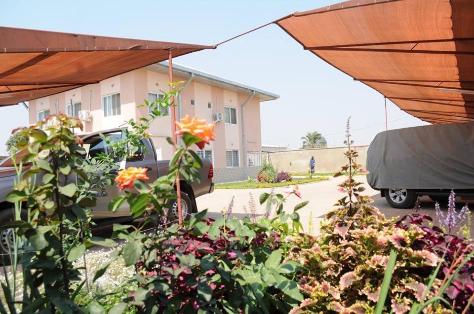 Colibri Inn Hotel Kolwezi Exterior foto